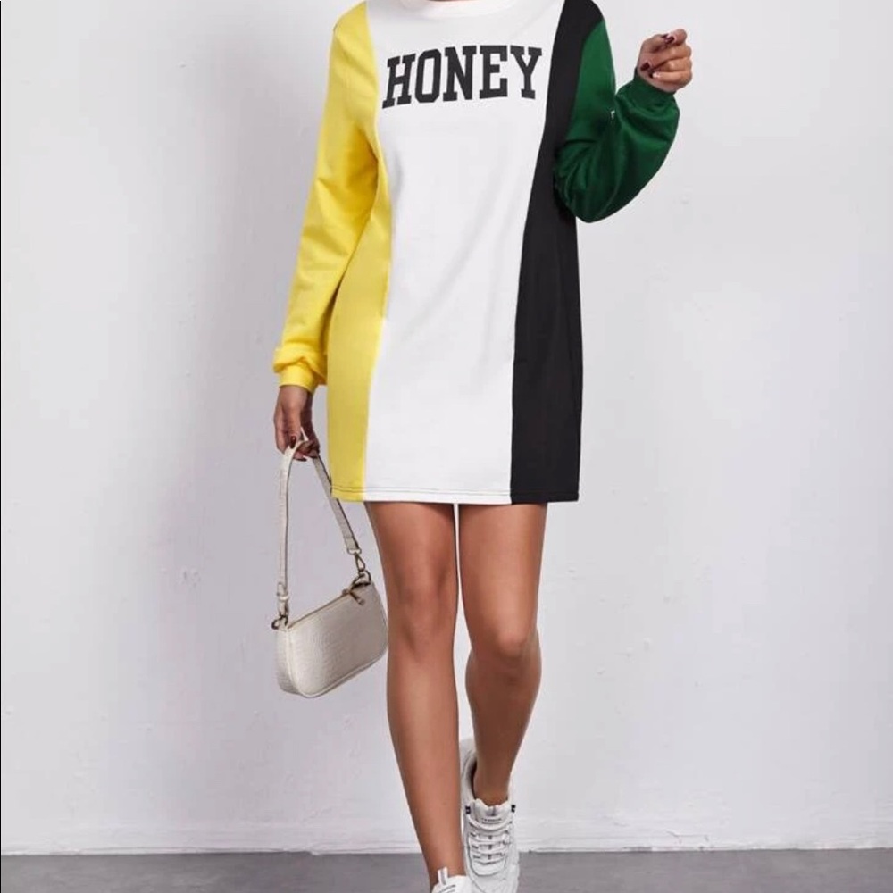 Sweatshirt dress